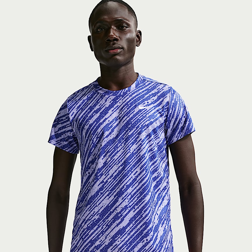 NikeCourt Victory Men's Dri-FIT Tennis Top. Nike.com